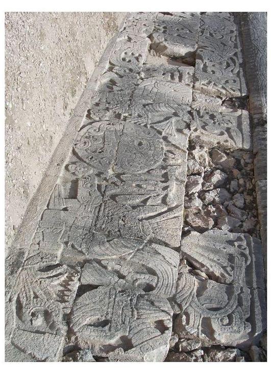 Chichén Itzá Fries in der Stadionmauer