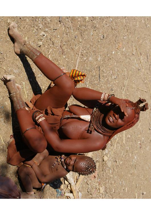 Himba-Mutter mit Kind