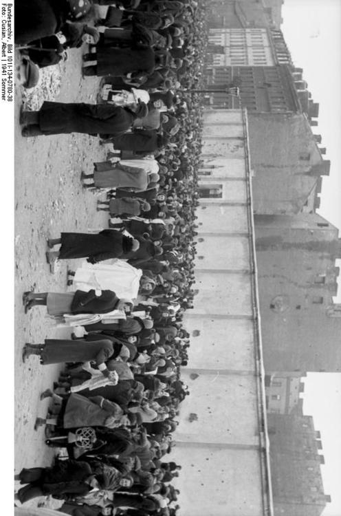 Polen - Warschauer Ghetto - Marktplatz