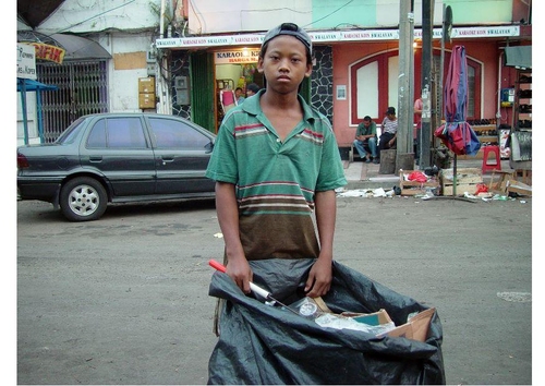 Kindmüllwerker, Jakarta, Indonesien