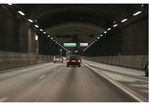 Tunnel