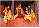 3 Sadhus (heilige Hindumänner in Nepal)