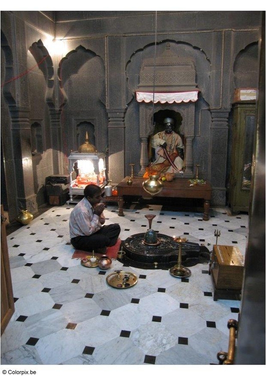 Foto Beten im Tempel