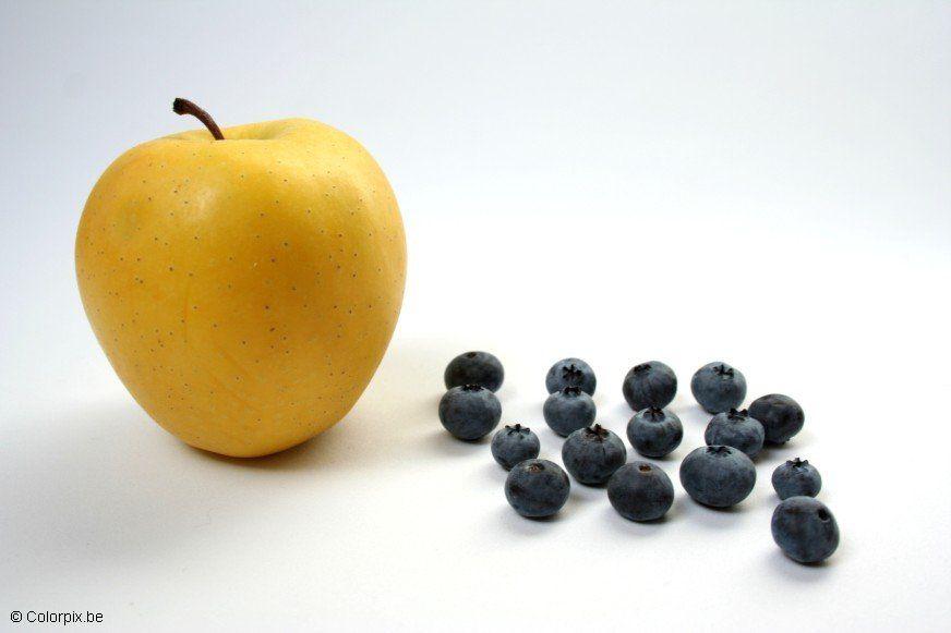 Foto apfel und blaubeeren