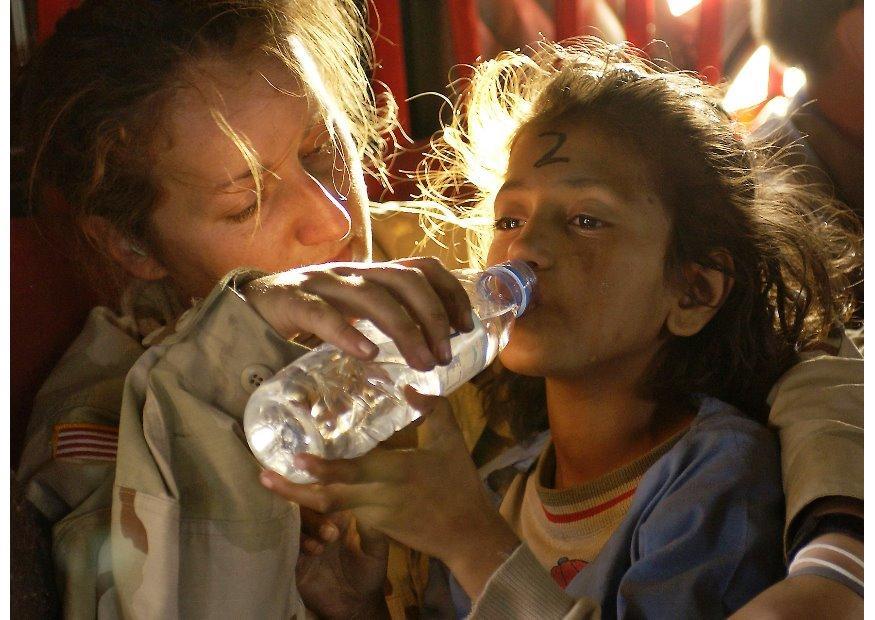 hilfe nach dem erdbeben in pakistan Foto hilfe nach dem erdbeben in pakistan