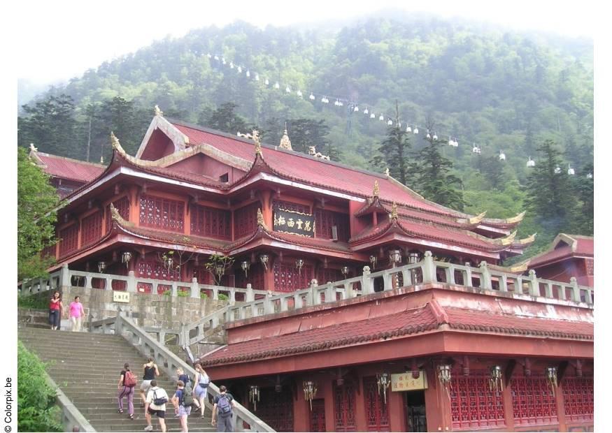 tempel auf mount emei Foto tempel auf mount emei