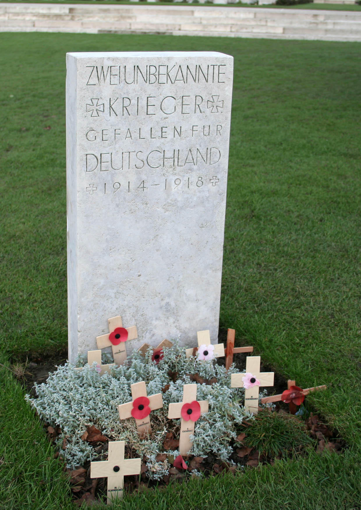 tyne cot friedhof - grab eines deutschen soldaten Foto tyne cot friedhof - grab eines deutschen soldaten